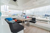 Lagoon 52 Flybridge cockpit